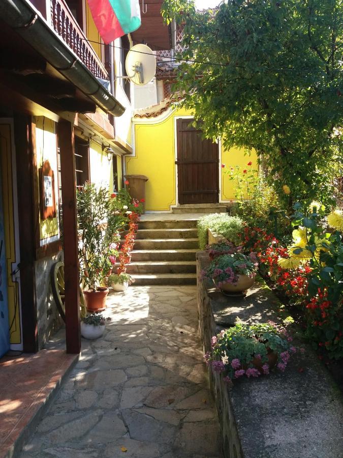 Guest House Bolyarka Koprivchtitsa Extérieur photo